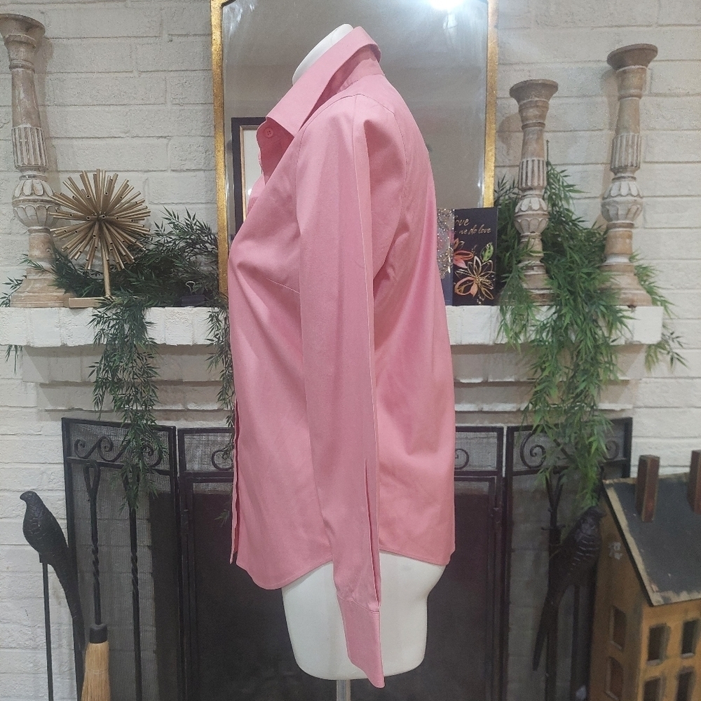 Harolds Women’s Sz M Pink V-Neck Button Front Collared City Shirt Classic Style - Picture 6 of 11